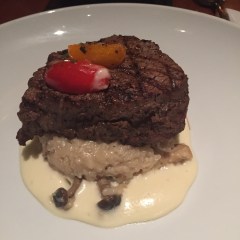 My poor photography does this no justice whatsover.